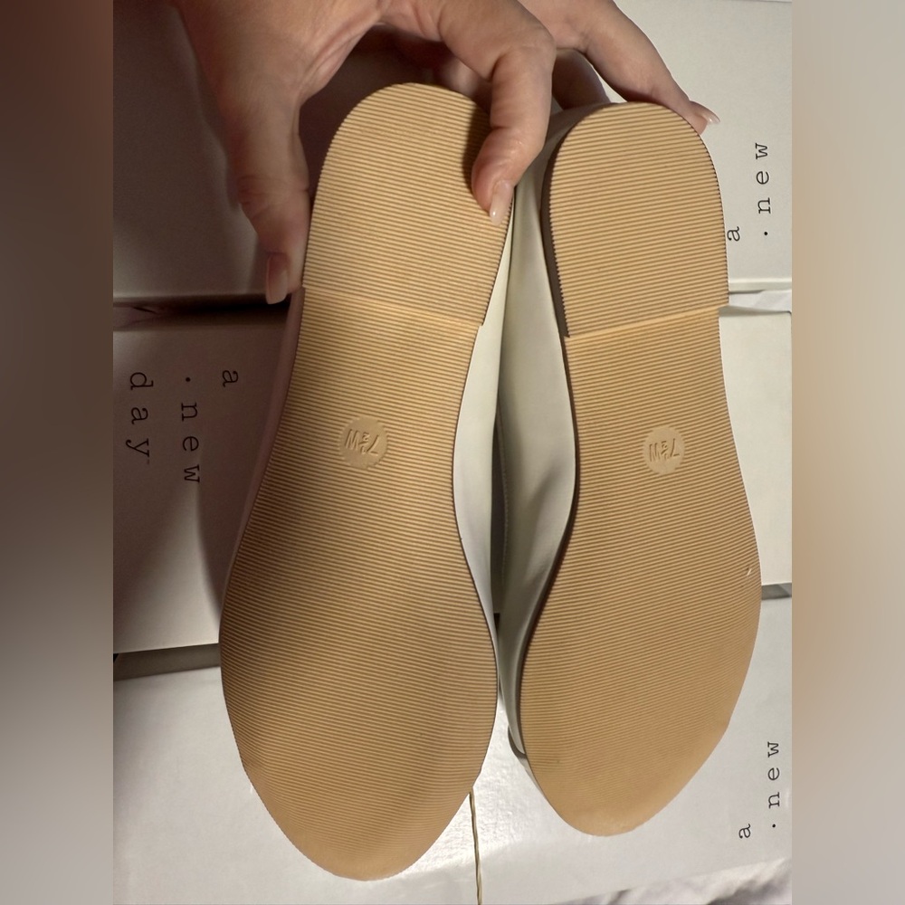 Women's Janie Ballet Flats with Memory Foam Insole - A New Day - Picture 3 of 8